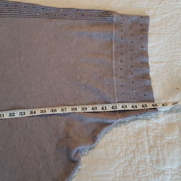 Liquid by Sioni Sweater - Picture 10 of 16